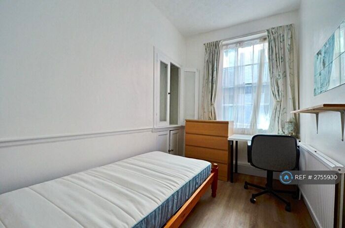 6 Bedroom Terraced House To Rent In John St, Bristol, BS1