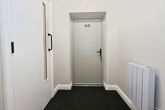 1 Bedroom Flat For Sale In Vicar Street, Weavers Wharf Centre, Kidderminster, DY10