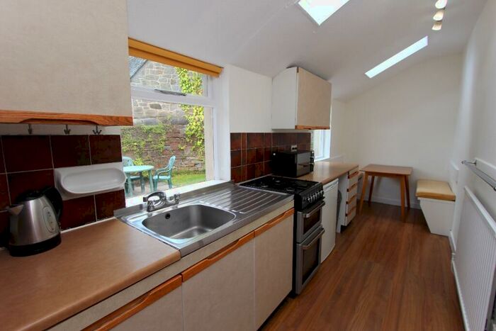 2 Bedroom Flat To Rent In Kinellan Road, Edinburgh, EH12