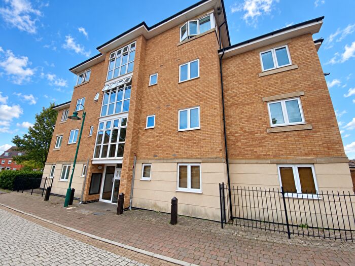 2 Bedroom Apartment For Sale In St Katherines Mews, Hampton Hargate, Peterborough, PE7
