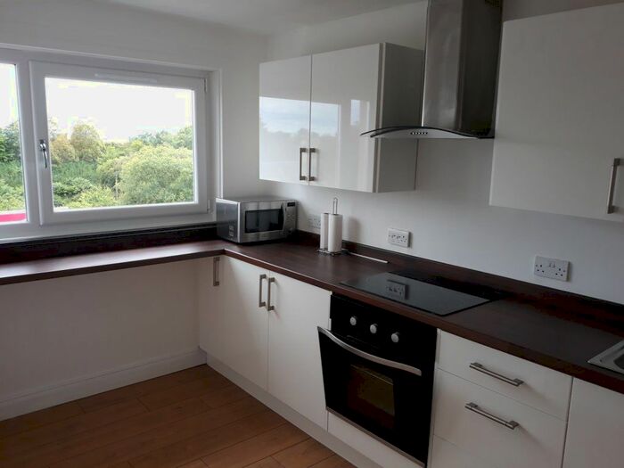 2 Bedroom Flat To Rent In West Baldridge Road, Dunfermline, KY12