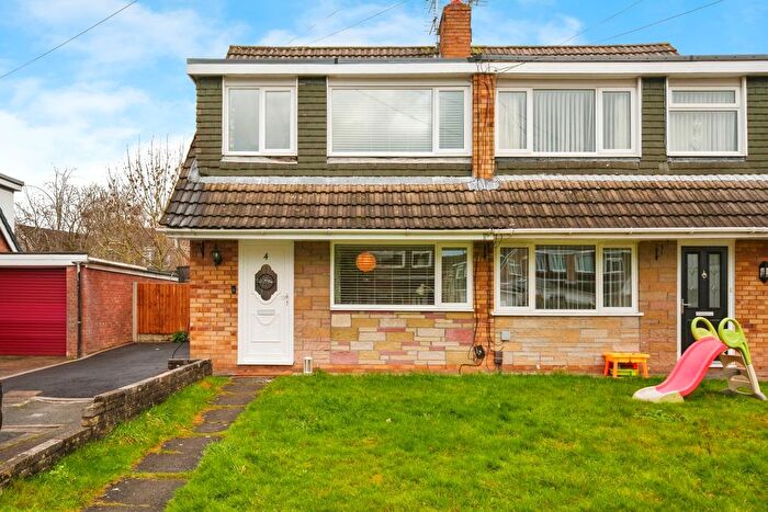 3 Bedroom Semi-Detached House For Sale In Cottage Close, Bromborough, Wirral, Merseyside, CH63