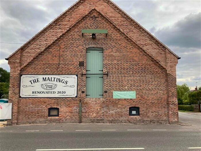 3 Bedroom Town House For Sale In Bevercotes Lane, Tuxford, Newark, NG22