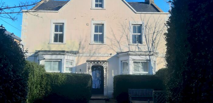 1 Bedroom Flat To Rent In Christchurch Street West, Frome, BA11