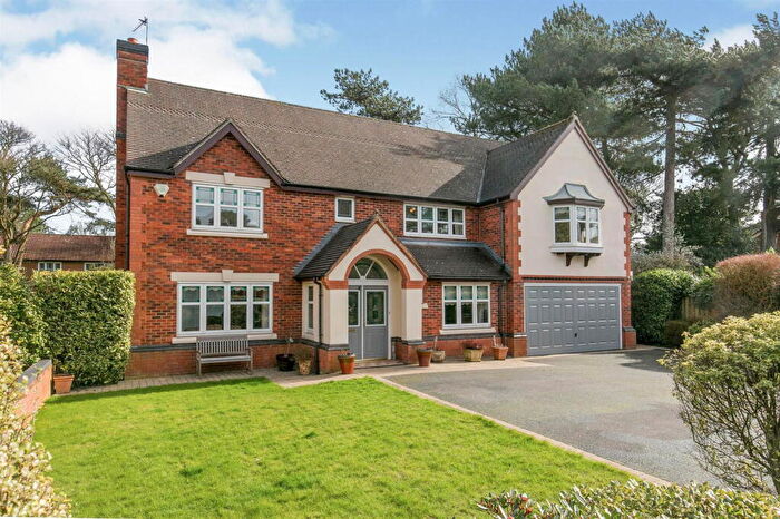 4 Bedroom Detached House For Sale In The Lodge, Vyner Road South, Prenton, CH43