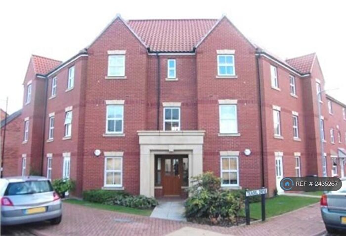 2 Bedroom Flat To Rent In Ironwood Avenue, Desborough, Kettering, NN14