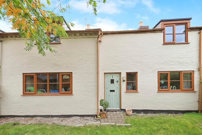 3 Bedroom Semi-Detached House For Sale In Habberley Road, Bewdley, Worcestershire, DY12