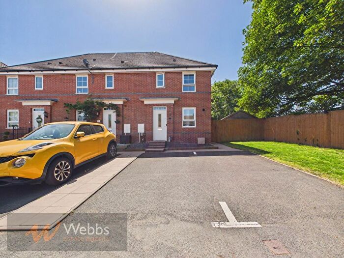 3 Bedroom End Terrace House To Rent In Buckmaster Way, Rugeley, WS15