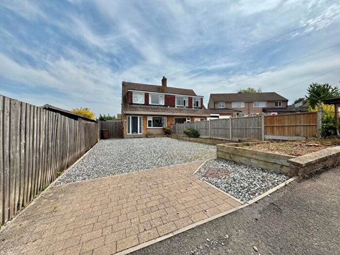 3 Bedroom Semi-Detached House For Sale In Denton Rise, Melton Mowbray, LE13