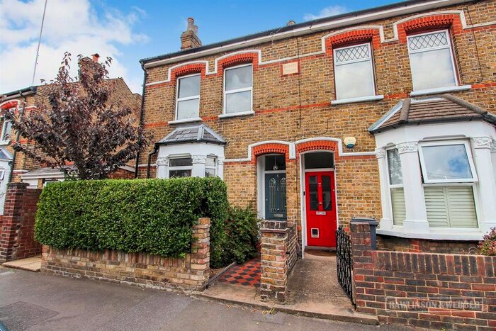 4 Bedroom Semi-Detached House To Rent In St. Georges Road, Feltham, TW13