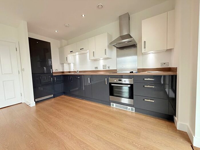 2 Bedroom Flat To Rent In Goodwood Apartments, Walthamstow, E4