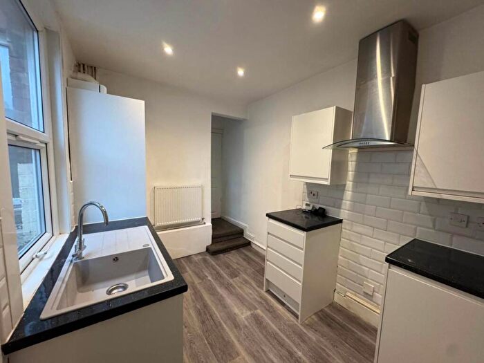 3 Bedroom Terraced House To Rent In Barcroft Street, Cleethorpes, DN35