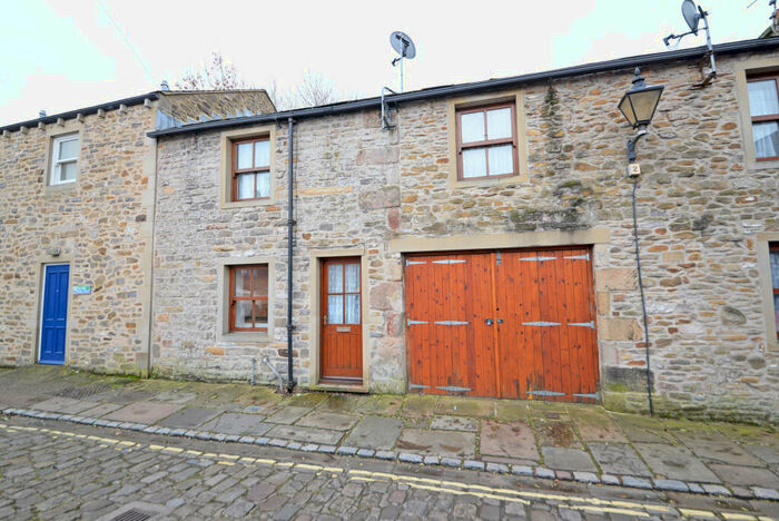 2 Bedroom Terraced House To Rent In Bay Horse Yard, Skipton, BD23