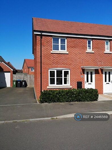 3 Bedroom Semi-Detached House To Rent In Delany Avenue, Wellesbourne, Warwick, CV35