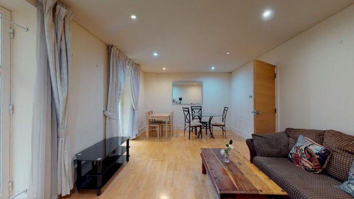 2 Bedroom Flat To Rent In Hall Road, London, W9