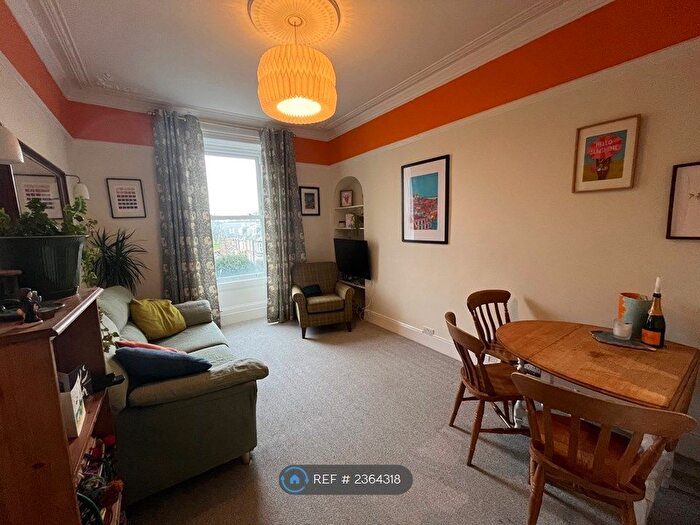 2 Bedroom Flat To Rent In Rosevale Terrace, Edinburgh, EH6