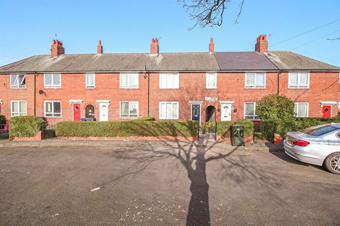 3 Bedroom Terraced House To Rent In Carrfield Road, Newcastle Upon Tyne, NE3