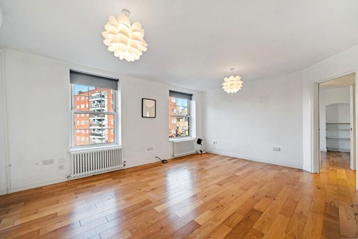 2 Bedroom Flat For Sale In George Row, Fleming House George Row, SE16