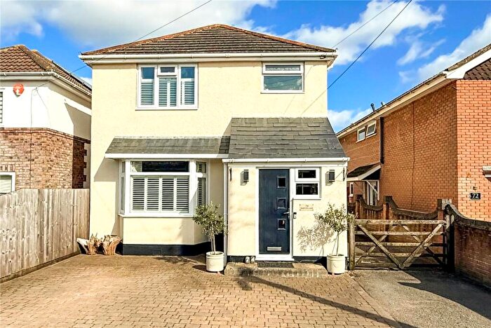 4 Bedroom Detached House For Sale In Barton Lane, Barton On Sea, New Milton, Hampshire, BH25