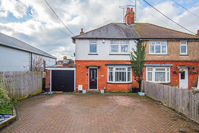 3 Bedroom Semi Detached House For Sale In Burton Road, Finedon, NN9