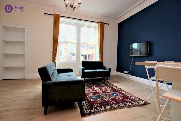 3 Bedroom Flat To Rent In Summerhall Square, Newington, Edinburgh, EH9