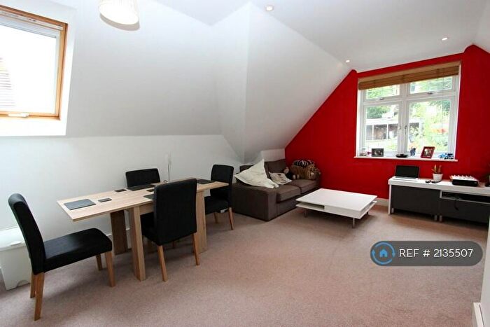 1 Bedroom Flat To Rent In Brighton Road, Purley, CR8
