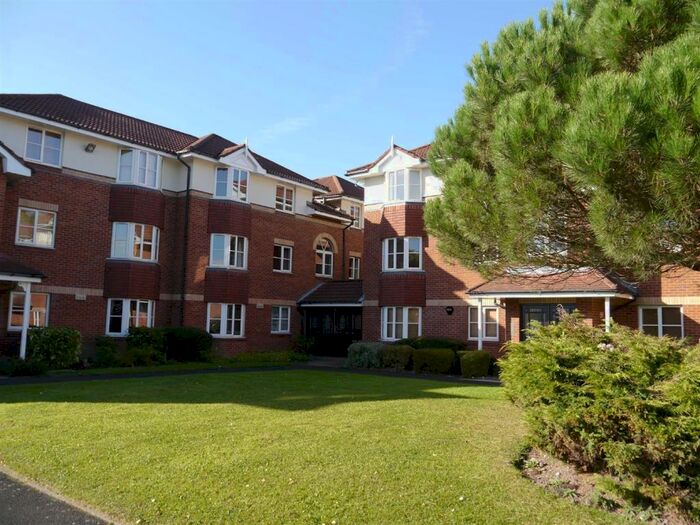 2 Bedroom Apartment To Rent In Summerfield Village Court, Wilmslow, SK9
