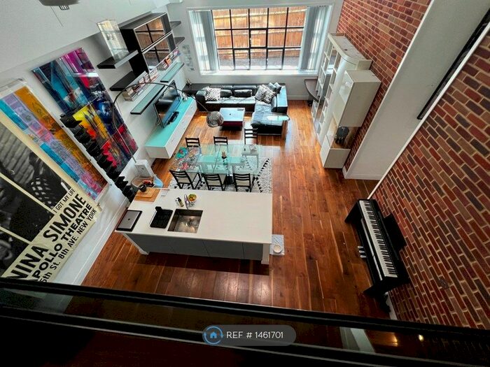 2 Bedroom Flat To Rent In Lofts Grenville Place, London, NW7