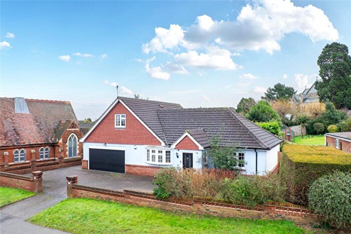 5 Bedroom Detached House For Sale In School Lane, Higham, Kent, ME3