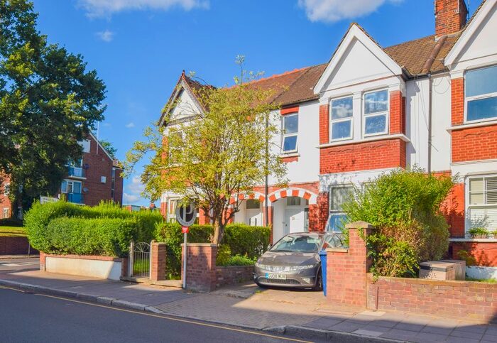 2 Bedroom Maisonette To Rent In Windmill Road, London, W5