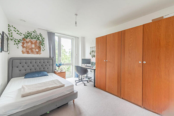 2 Bedroom Flat For Sale In Brannigan Way, Edgware, HA8