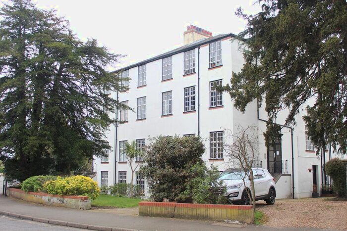 2 Bedroom Flat To Rent In Berrylands Road, Surbiton, KT5