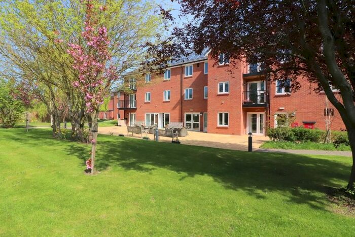 1 Bedroom Flat To Rent In High View, Bedford, Bedfordshire, MK41