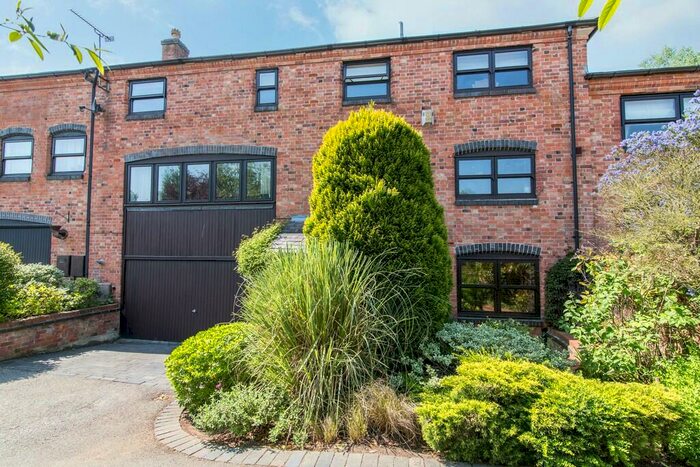 4 Bedroom Town House To Rent In Wayte Court, Ruddington, NG11