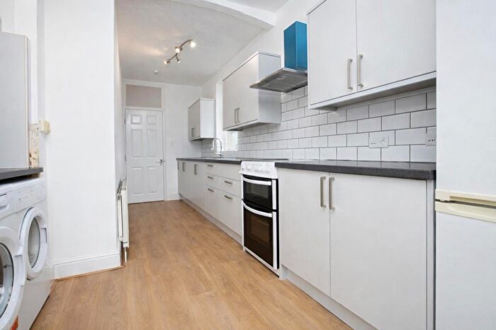 4 Bedroom House To Rent In Keys Avenue, Bristol, BS7