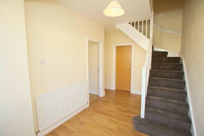 6 Bedroom Semi-Detached House To Rent In Rokeby Gardens, Headingley, Leeds, LS6