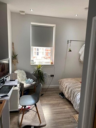 Studio To Rent In Abington Street, Northampton, NN1