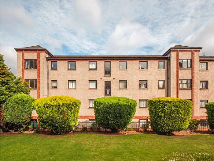 2 Bedroom Flat For Sale In Hawthornden Place, Edinburgh, Midlothian, EH7