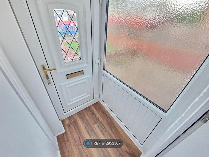 2 Bedroom Bungalow To Rent In Greenway, Newcastle Upon Tyne, NE5