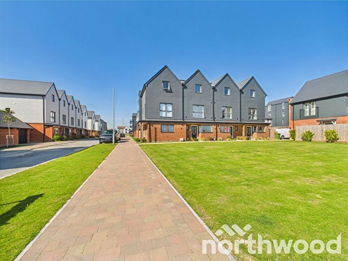 3 Bedroom Town House For Sale In The Marlowe, Chilmington Lakes, Ashford, TN23