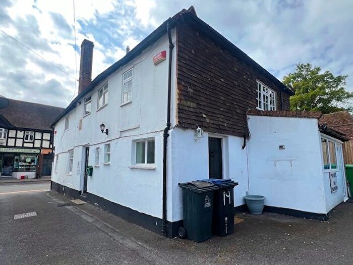 3 Bedroom Flat To Rent In Wincheap, Canterbury, CT1
