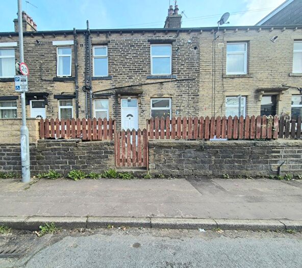 3 Bedroom Terraced House To Rent In Clay Street, Halifax, HX1