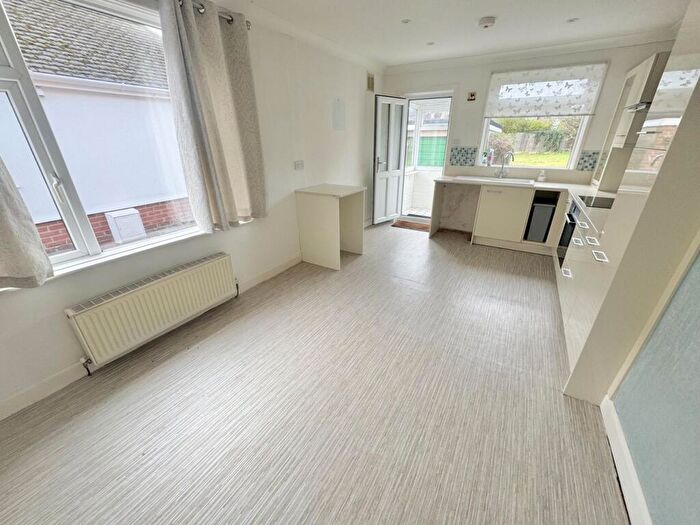 2 Bedroom Bungalow For Sale In Blandford Road, Hamworthy, Poole, BH15