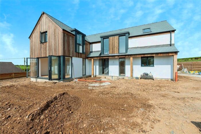 4 Bedroom Detached House For Sale In Slaughterbridge, Camelford, Cornwall, PL32