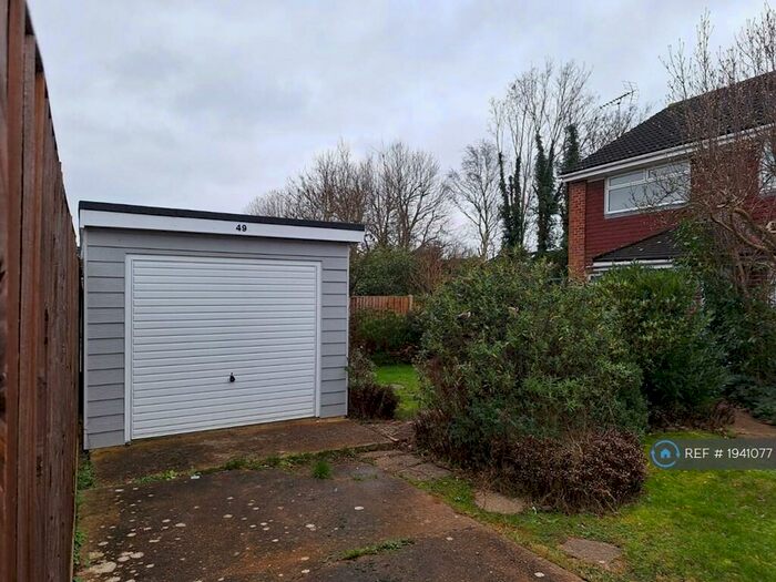 2 Bedroom Semi-Detached House To Rent In Stonechat Road, Billericay, CM11