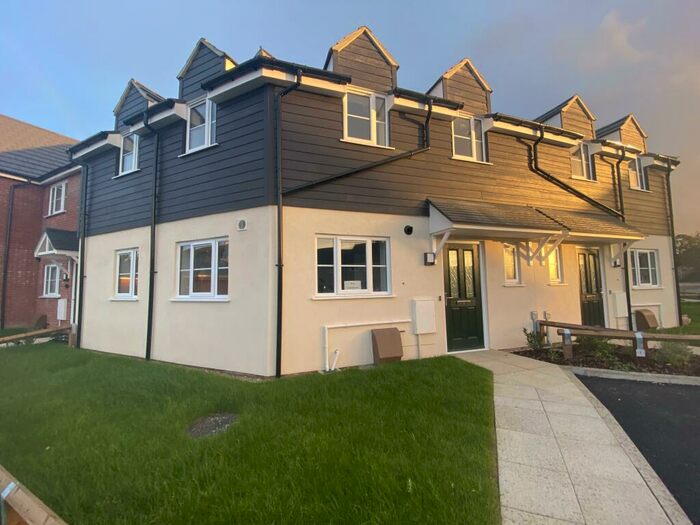 4 Bedroom Terraced House To Rent In Buckingham Close, Carbrooke, Thetford, IP25