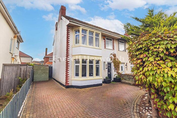 3 Bedroom Semi-Detached House For Sale In The Cove, Thornton Cleveleys, FY5