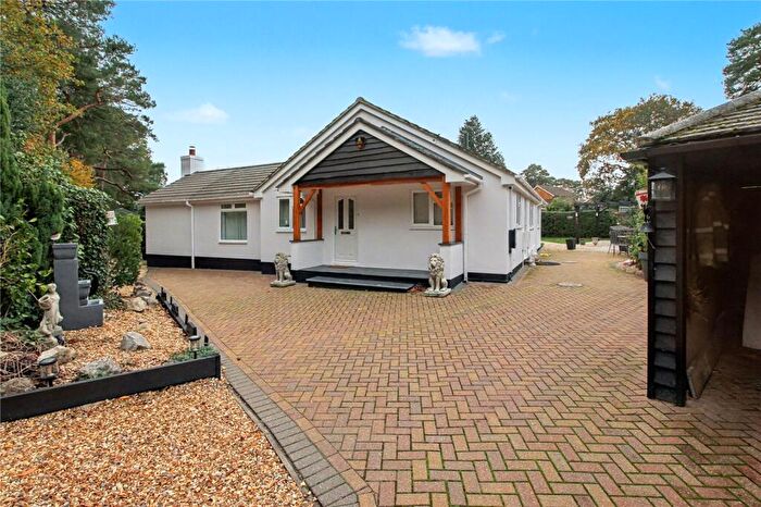 3 Bedroom Bungalow For Sale In Florence Road, Fleet, Hampshire, GU52