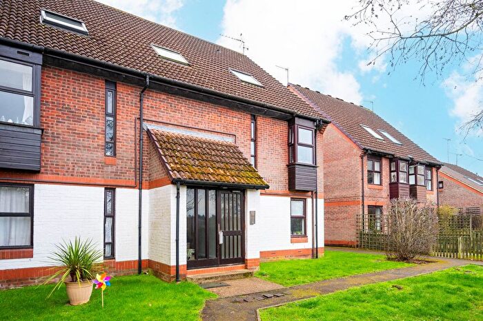 1 Bedroom Flat To Rent In Veryan, Goldsworth Park, Woking, GU21