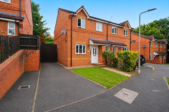 2 Bedroom Semi-Detached House For Sale In Fernmoor Drive, Irthlingborough, NN9